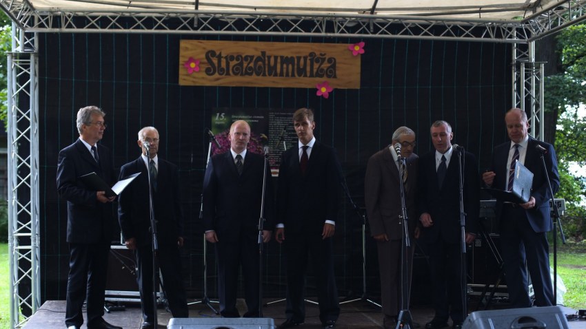 Strazdumuižas ciemata svētki 2014
