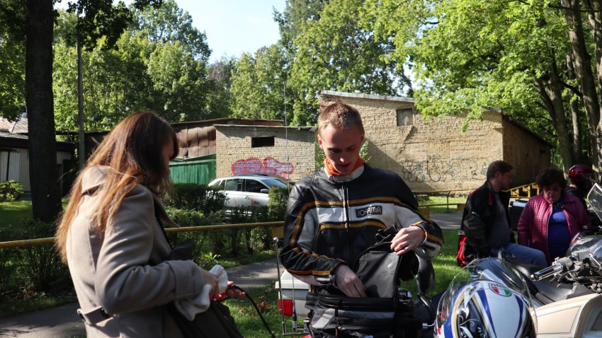 Motobrauciena akcija Ride2Share