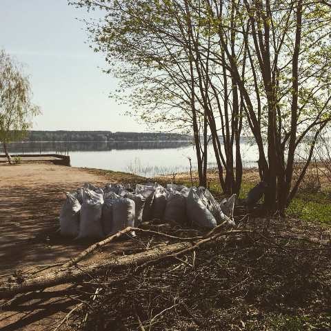 Lielā talka Strazdumuižas ciemata parkā noslēgusies! 