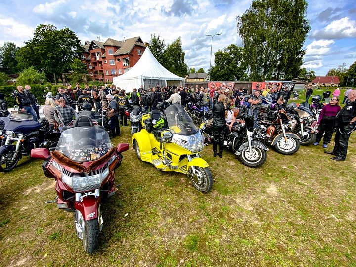 Šā gada 05.septembrī Latvijas Neredzīgo biedrība rīkoja jau otro labdarības akciju „Ride2Share 2020”.